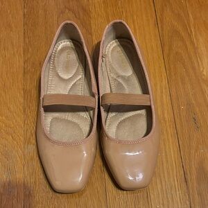 Old Navy Brown Square-Toe Flats